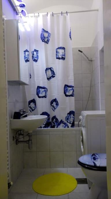 Zagreb Botanical Garden Budget Apartment Buitenkant foto