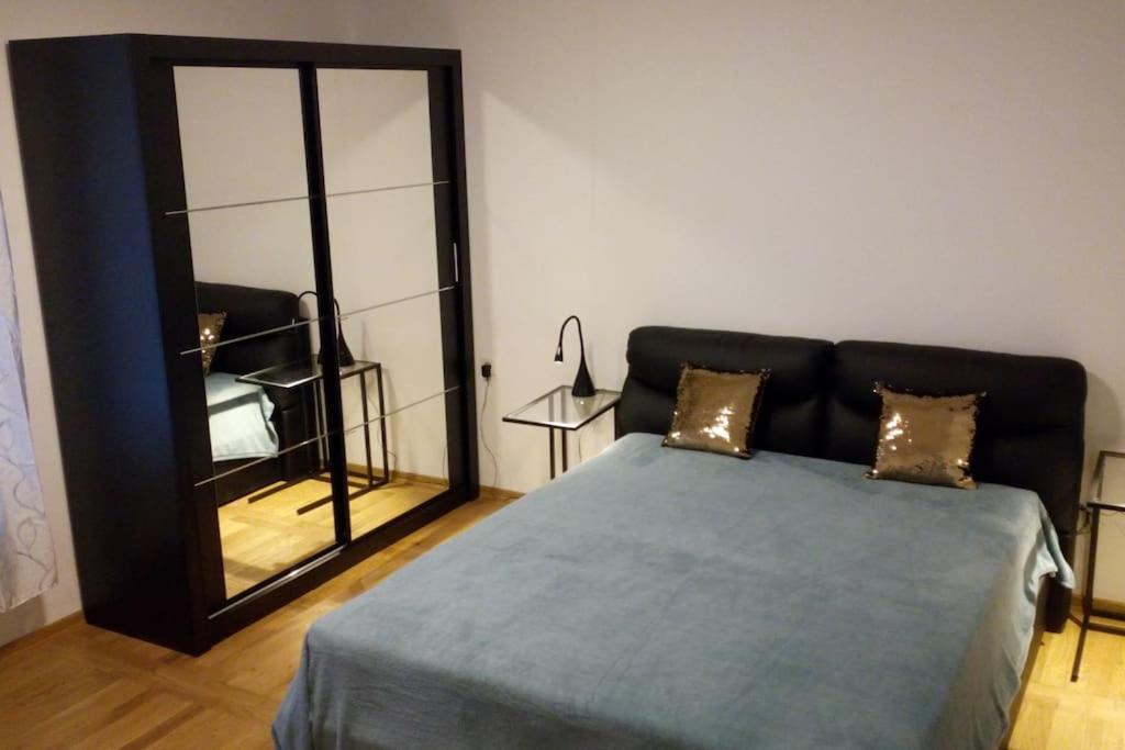 Zagreb Botanical Garden Budget Apartment Buitenkant foto